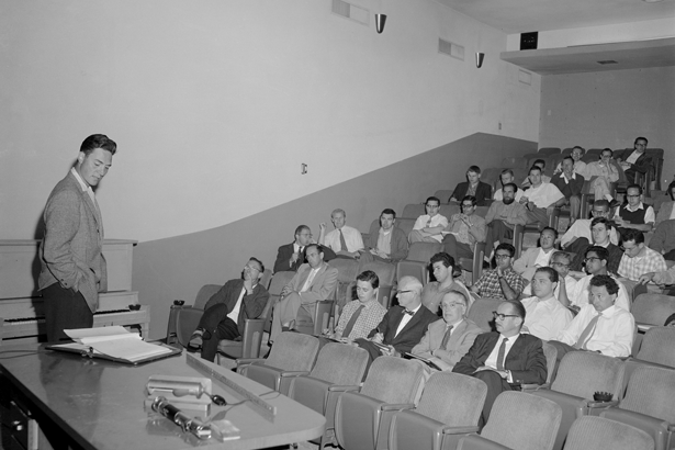 Image of Geoffrey Chew giving a seminar in Berkeley, California, in 1961.