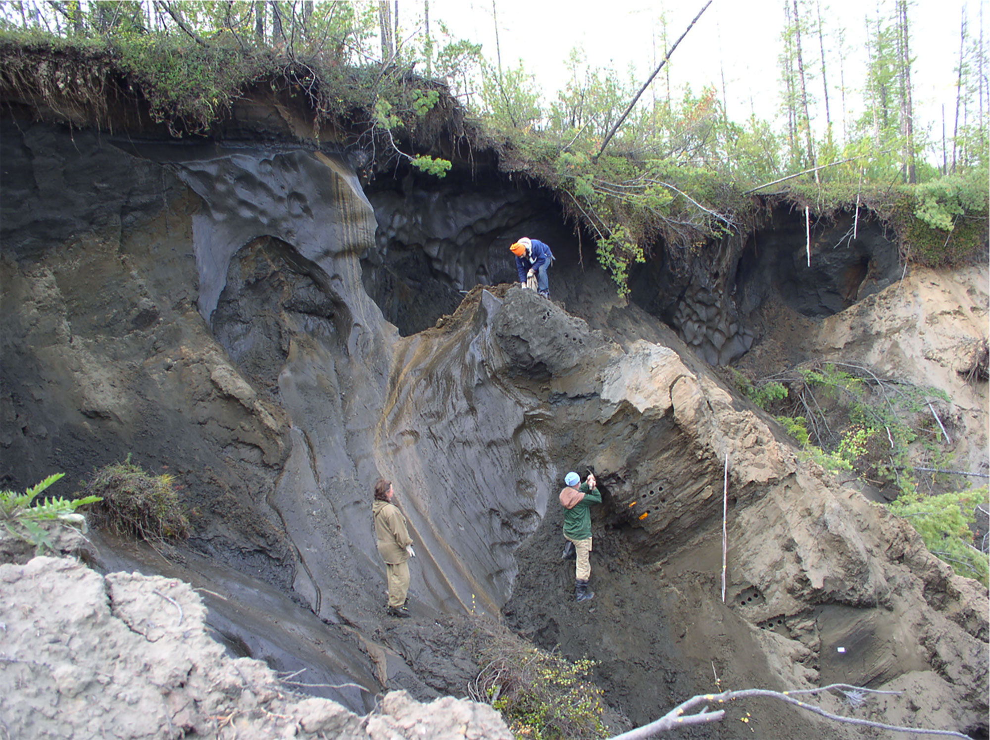 PHOTO: COLLECTING PERMAFROST SAMPLES