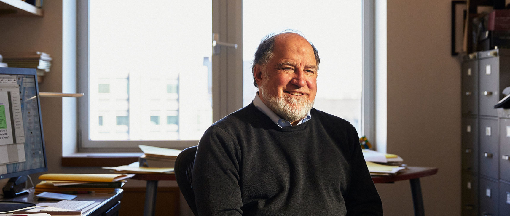 Photo of Ronald Rivest sitting in his office