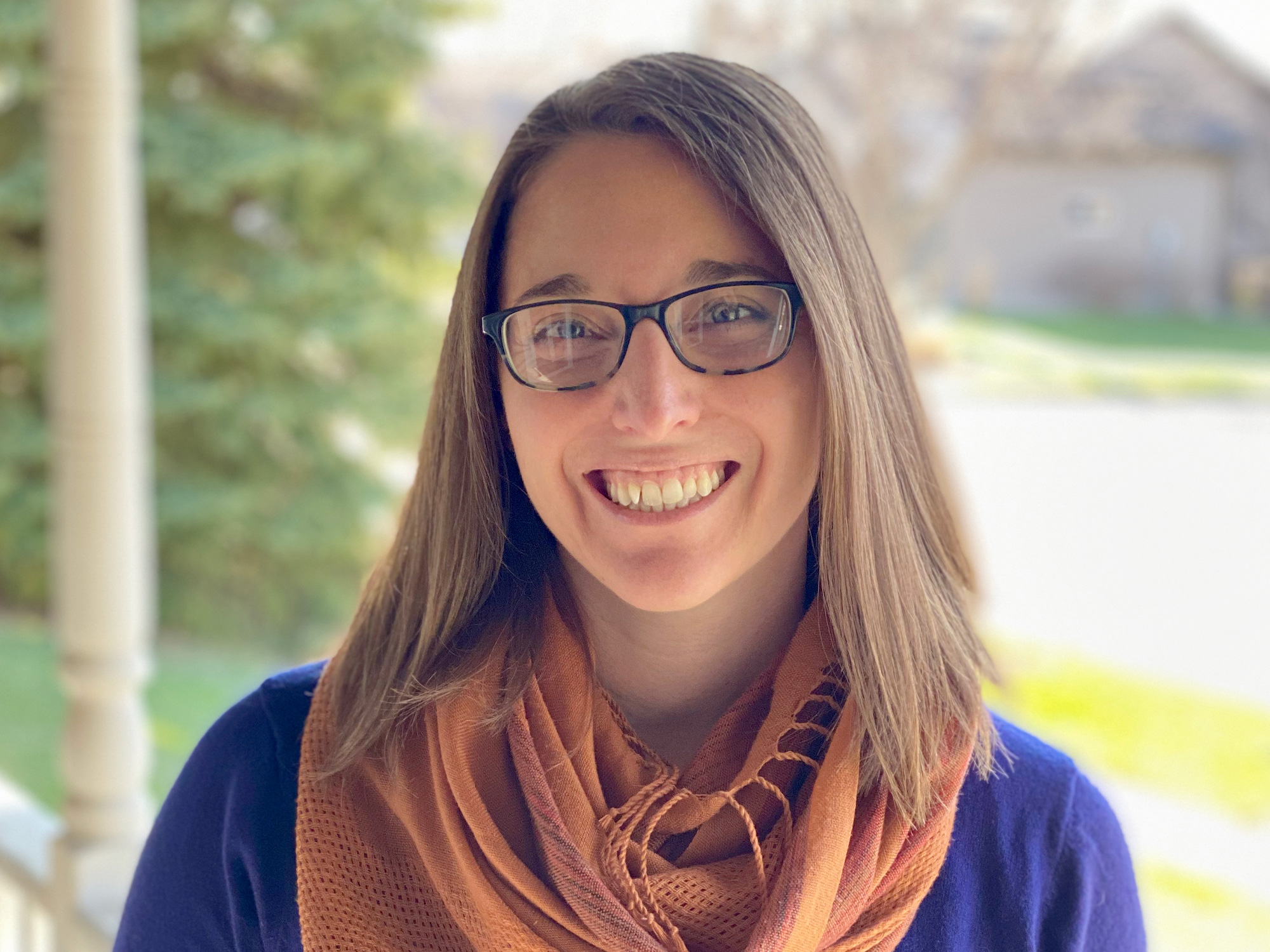 Portrait photo of Amy Worthington.