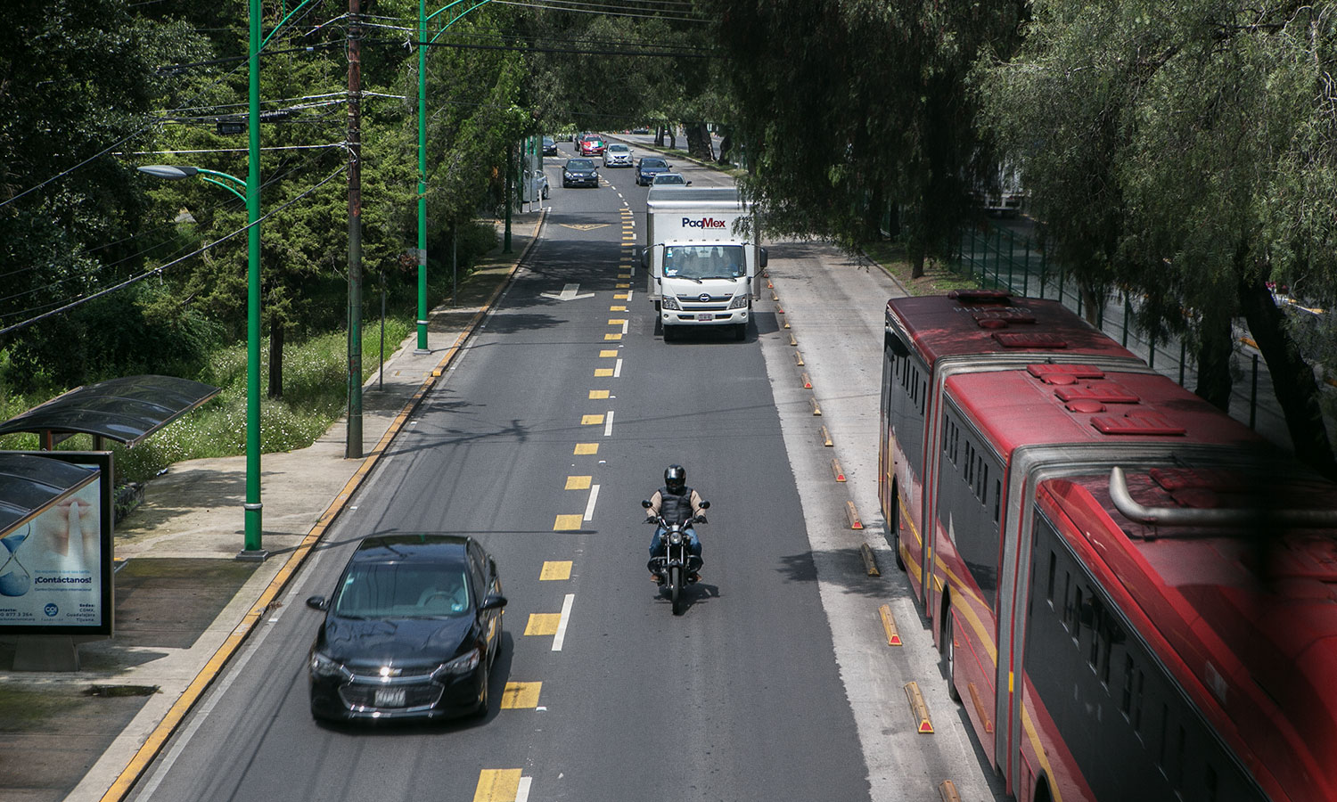 Elevated view of busy roadway in Mexico City.