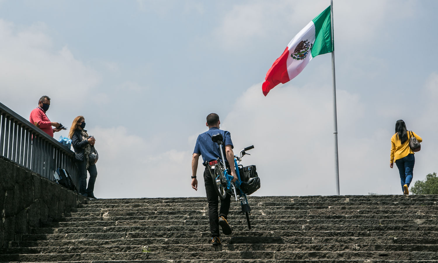 Carlos Gershenson and his bicycle.