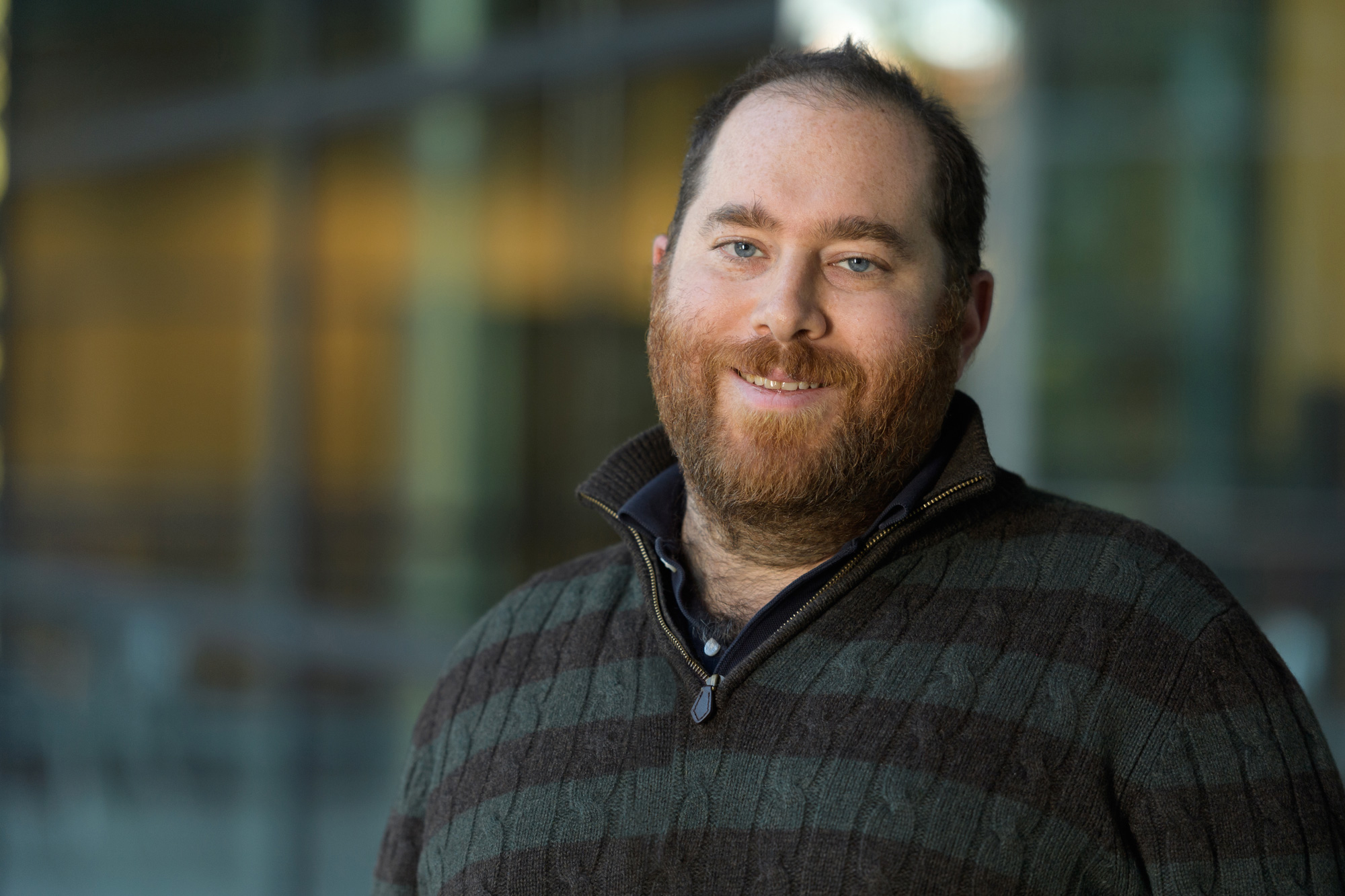 Portrait photo of Daniel Yamins.