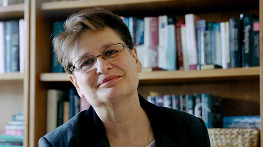 Portrait photo of Catherine Dulac of Harvard University and the Howard Hughes Medical Institute.