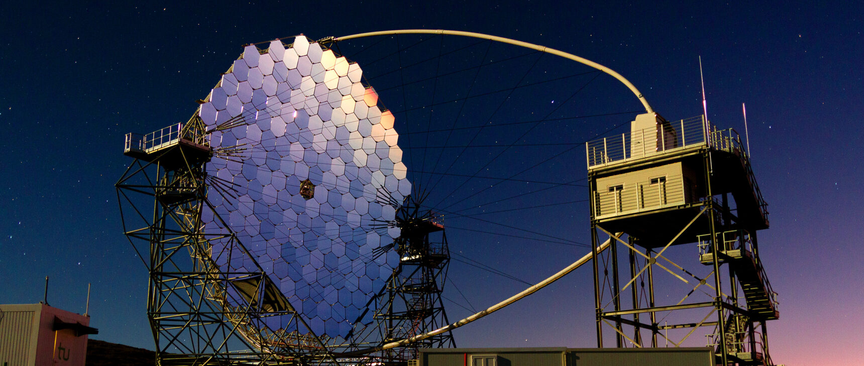 A large telescope with many segmented hexagonal mirrors.