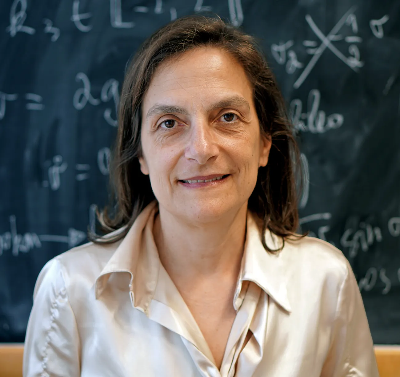 A portrait of mathematical physicist Gabriella Pinzari.