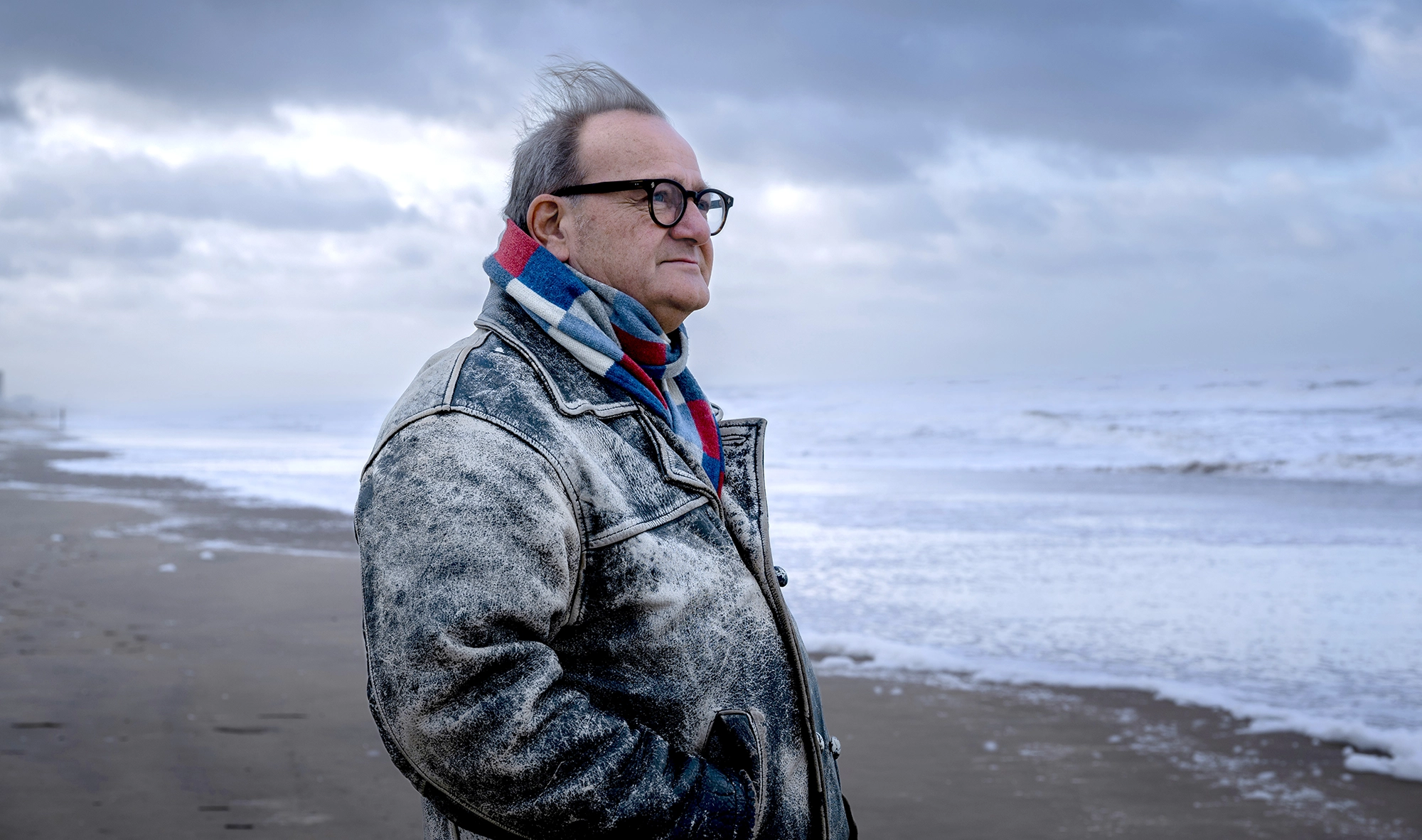 Stef van Buuren on a beach.